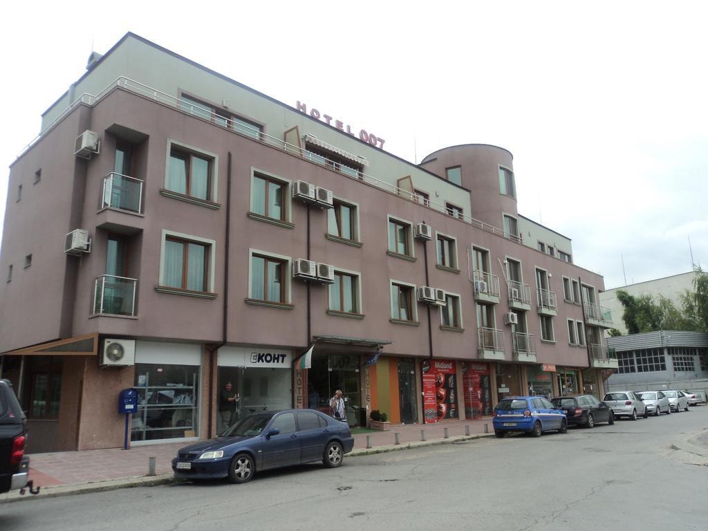 Hotel 007 Sofia Buitenkant foto
