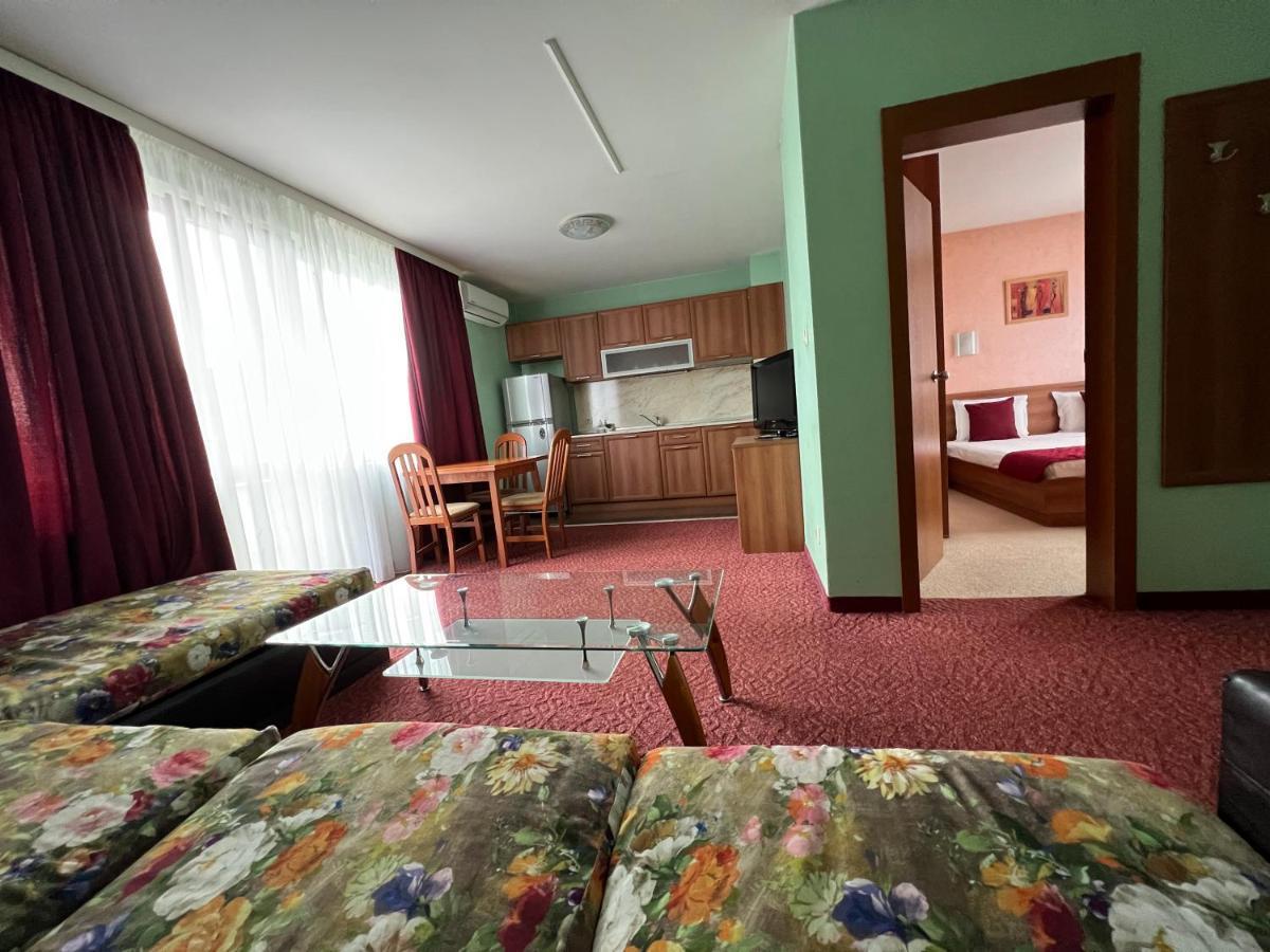 Hotel 007 Sofia Buitenkant foto