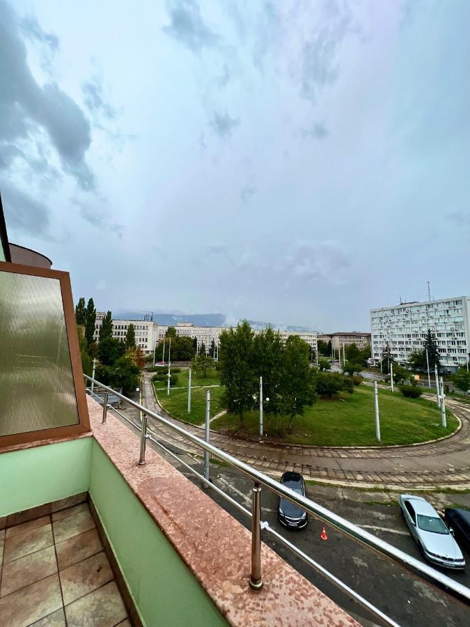 Hotel 007 Sofia Buitenkant foto